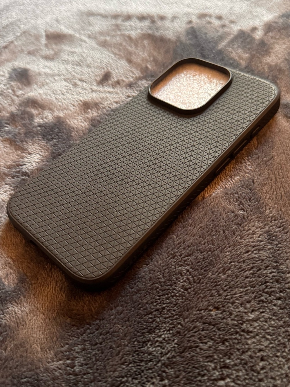 Rugged Black Textured Protective Phone Case - Compatible iPhone 15pro